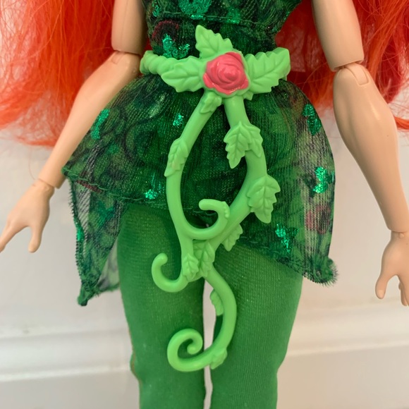 DC POISON IVY DOLL - Picture 4 of 6